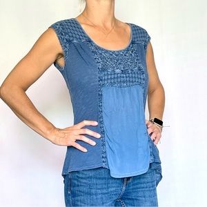 Cap sleeve embroidered tunic